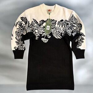 FARM Rio Black and White surreal garden sweater dress size small NWT
